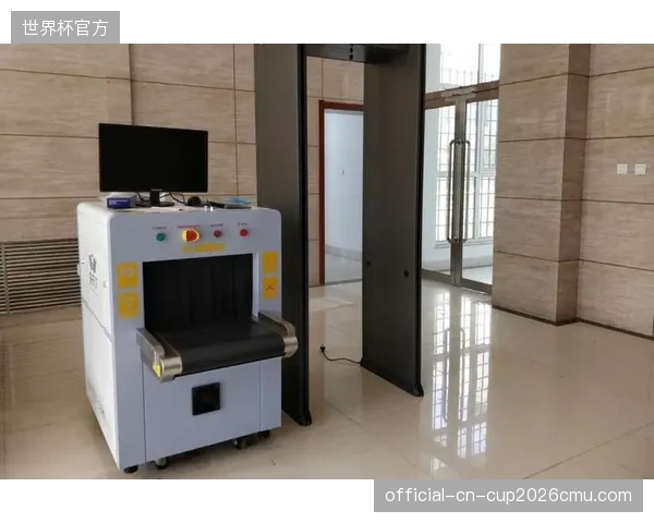 体育场馆的生物识别探头，应该如何划定公共安全与个人隐私的监控边界？